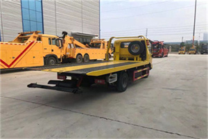 工布江达非事故拖车